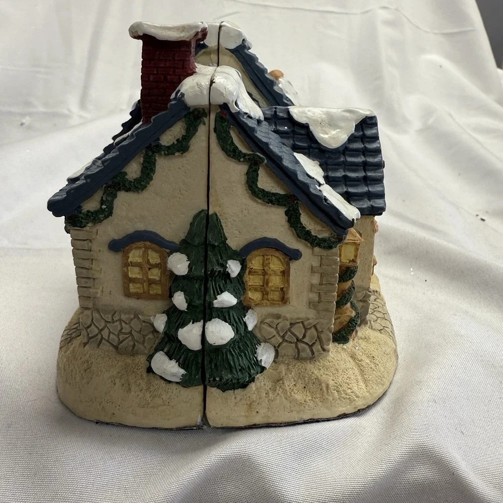 Vintage Reindeer Run Collectibles Christmas Resin Hinged House‎ Santa Elves 1993